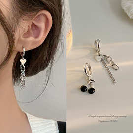 韩国新款黑色樱桃小众设计感耳钉流苏爱心不对称耳环时尚简约耳饰