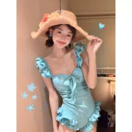 韩国新款游泳衣女2025性感甜美荷叶边连体比基尼跨境出口温泉泳装