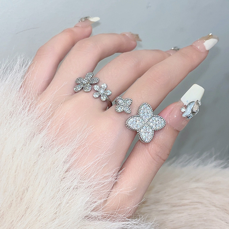Small design cute adjustable universal fashionable ring with zircon