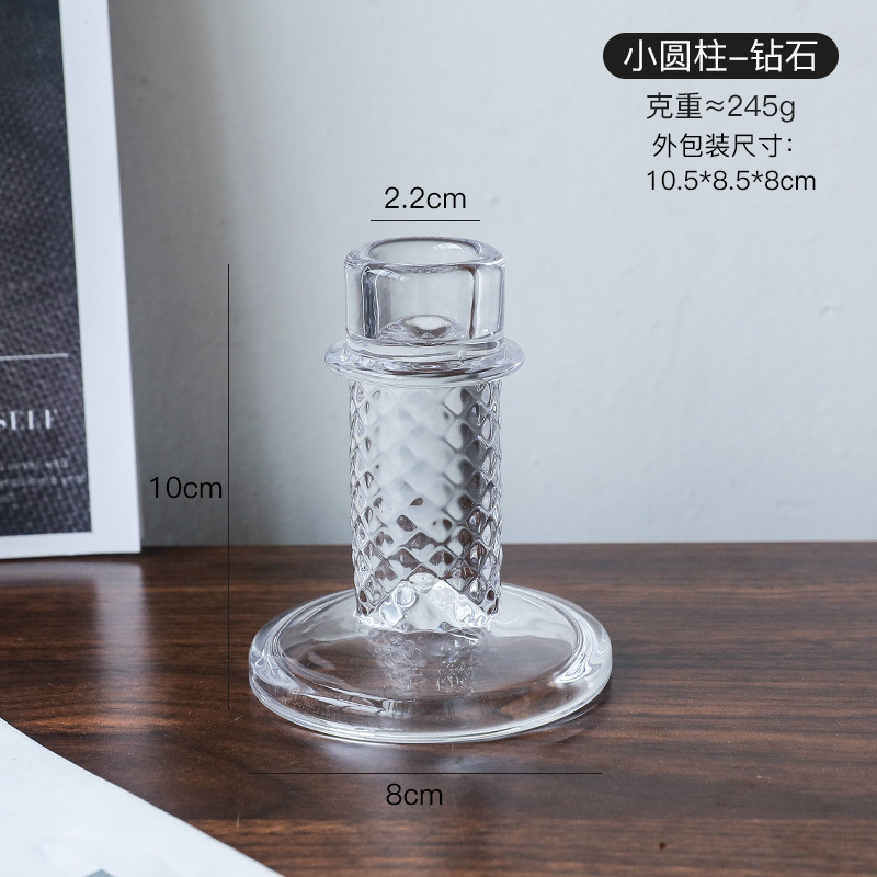 北欧のガラス家庭用レトロなろうそくの夜の明かりの道具は軽くて豪華なアメリカのろうそくの燭台の食卓のロマンチックな燭台の置物です。|undefined