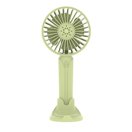 Internet sensation holds the new USB fan: a mini handheld F1-style fan, phone holder, desktop charging fan—perfect as a gift!