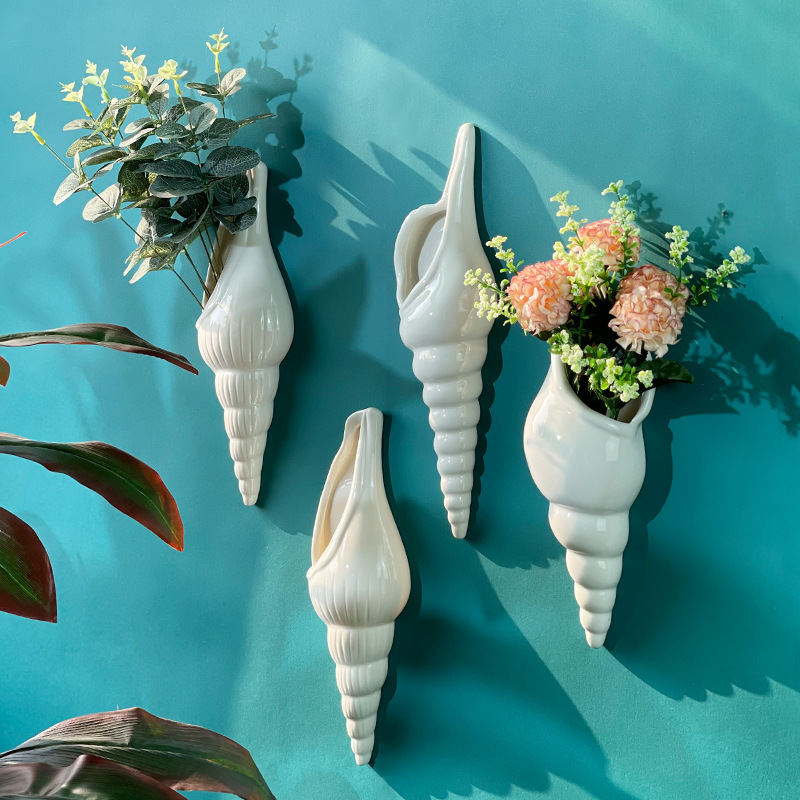 Simple modern ceramic conch wall decoration hydroponic green plant flower living room wall vase creative background wall decoration
