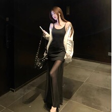 ���F؛����ɫ�W��ƴ�ӵ����B��ȹŮ�b�ļ��OӋ�������Lȹ��������