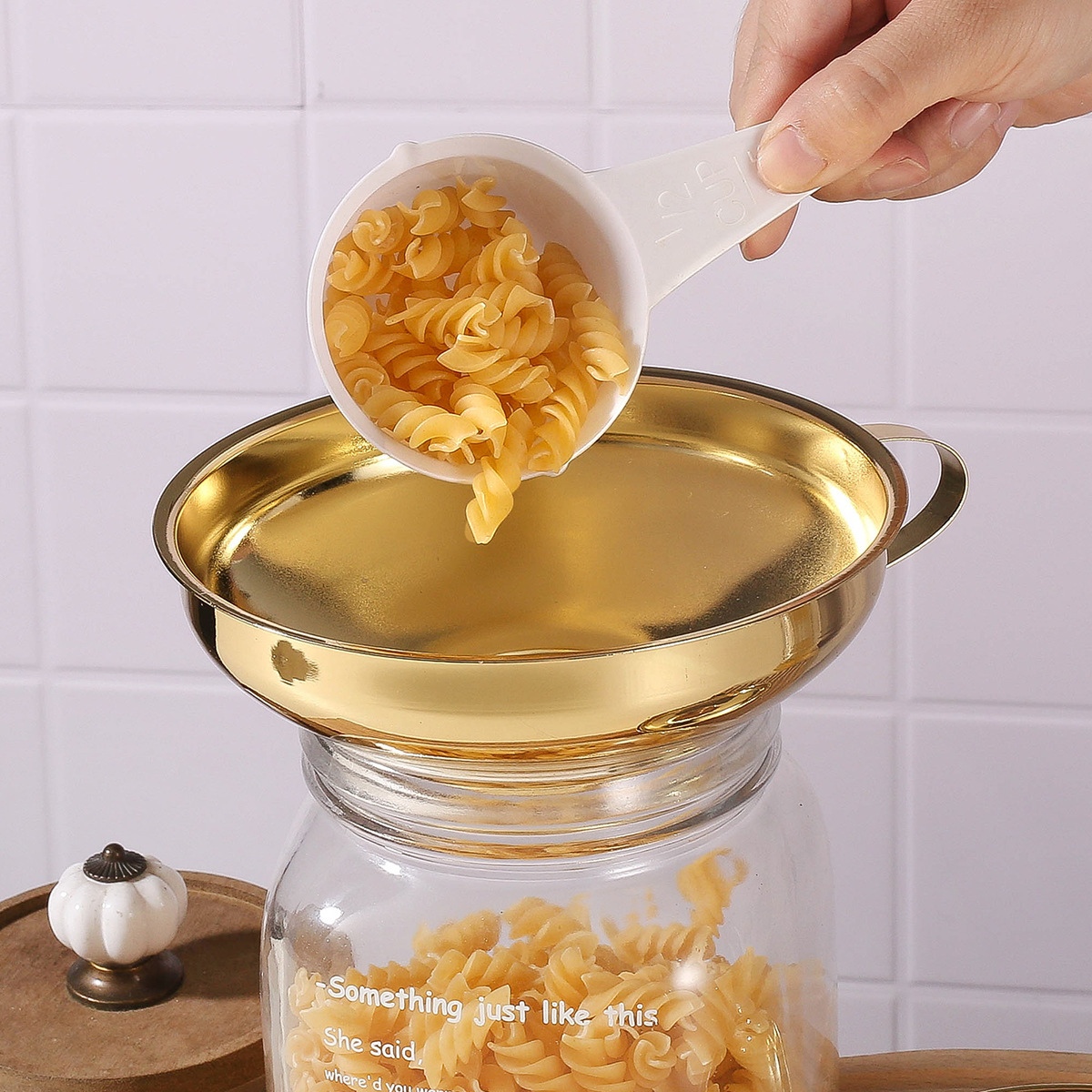 Embudos de boca ancha de acero inoxidable en stock embudos de gran calibre para ensalada doméstica embudos multifuncionales embudos de embalaje de gelatina