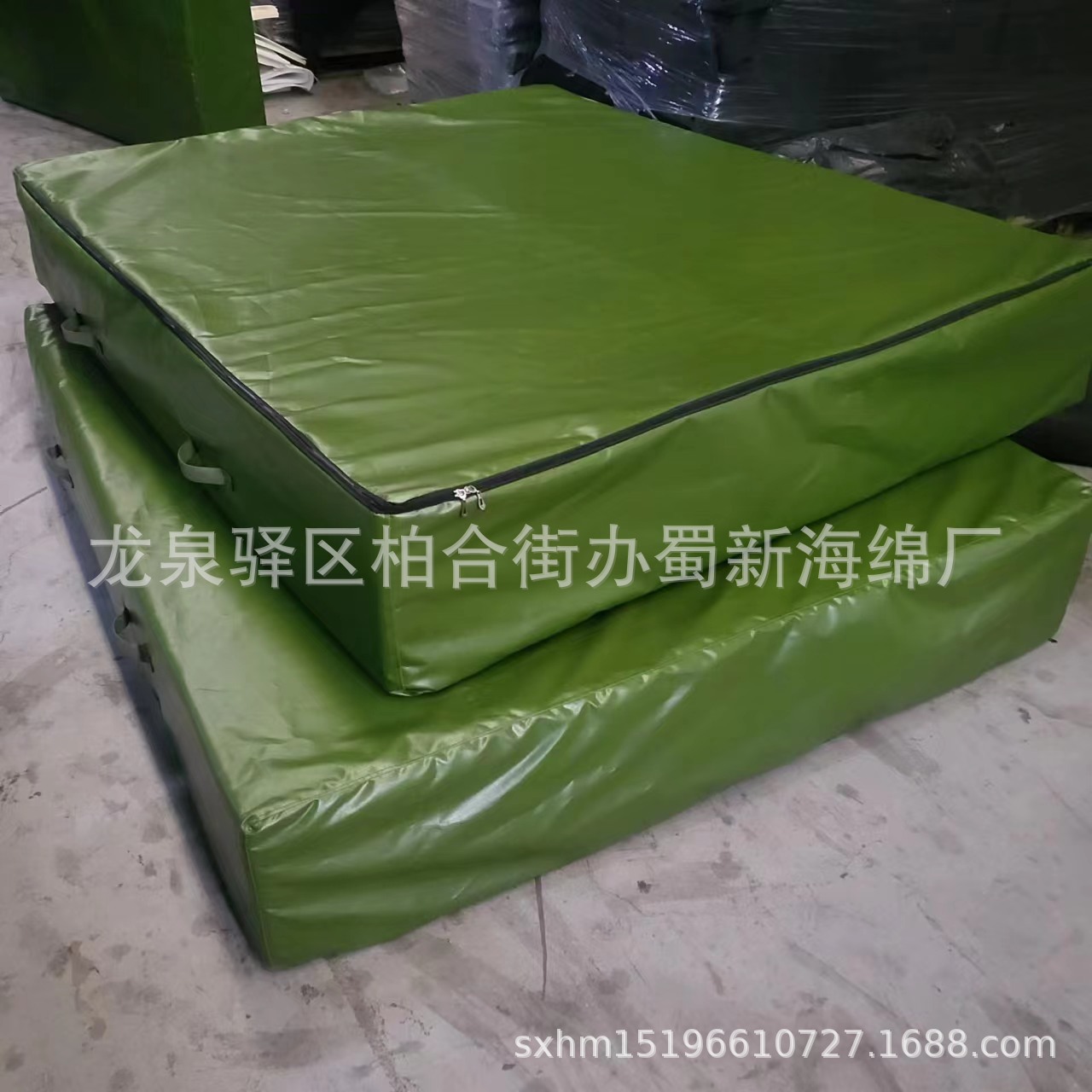 厂家供应帆布套高密度运动攀岩垫子/游戏池阻燃高密度海绵块