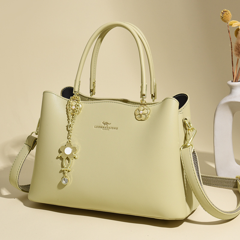 Women's Handbags 2025 New Arrival Banquet Bag Large Capacity Textured Shoulder Bag Crossbody Bag Stylish Gift For Mother - Thumbnail 2