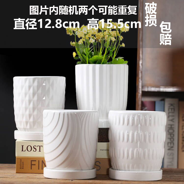 가격 대비 가치가 높은 순백색의 높은 세면대 2개 무작위로 제공