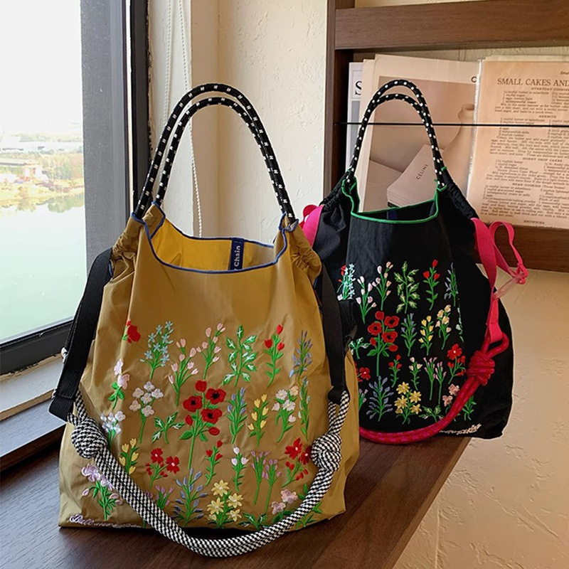 Carefully Selected Japanese Style Ball Chain Upper Body Flower Embroidered Shopping Bag Niche Fashion Versatile Shoulder Bag Trendy