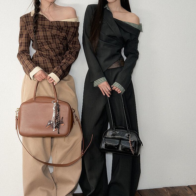 American-Style Plaid Off-Shoulder Faux Two-Piece Long-Sleeve Shirt for Women, New Autumn Design with a Waist-Cinching Effect, Slimming and Stunning Top