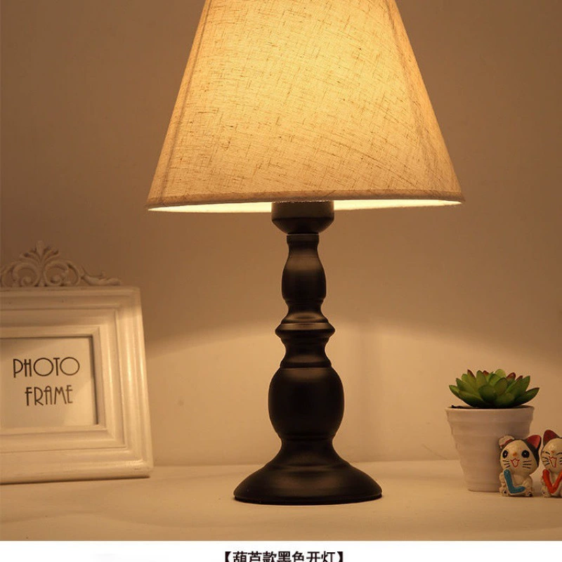 Средневековая настольная лампа, прикроватная лампа, скандинавская американская гостиная, простая современная креативная теплая и романтическая прикроватная тумбочка для спальни с дистанционным управлением