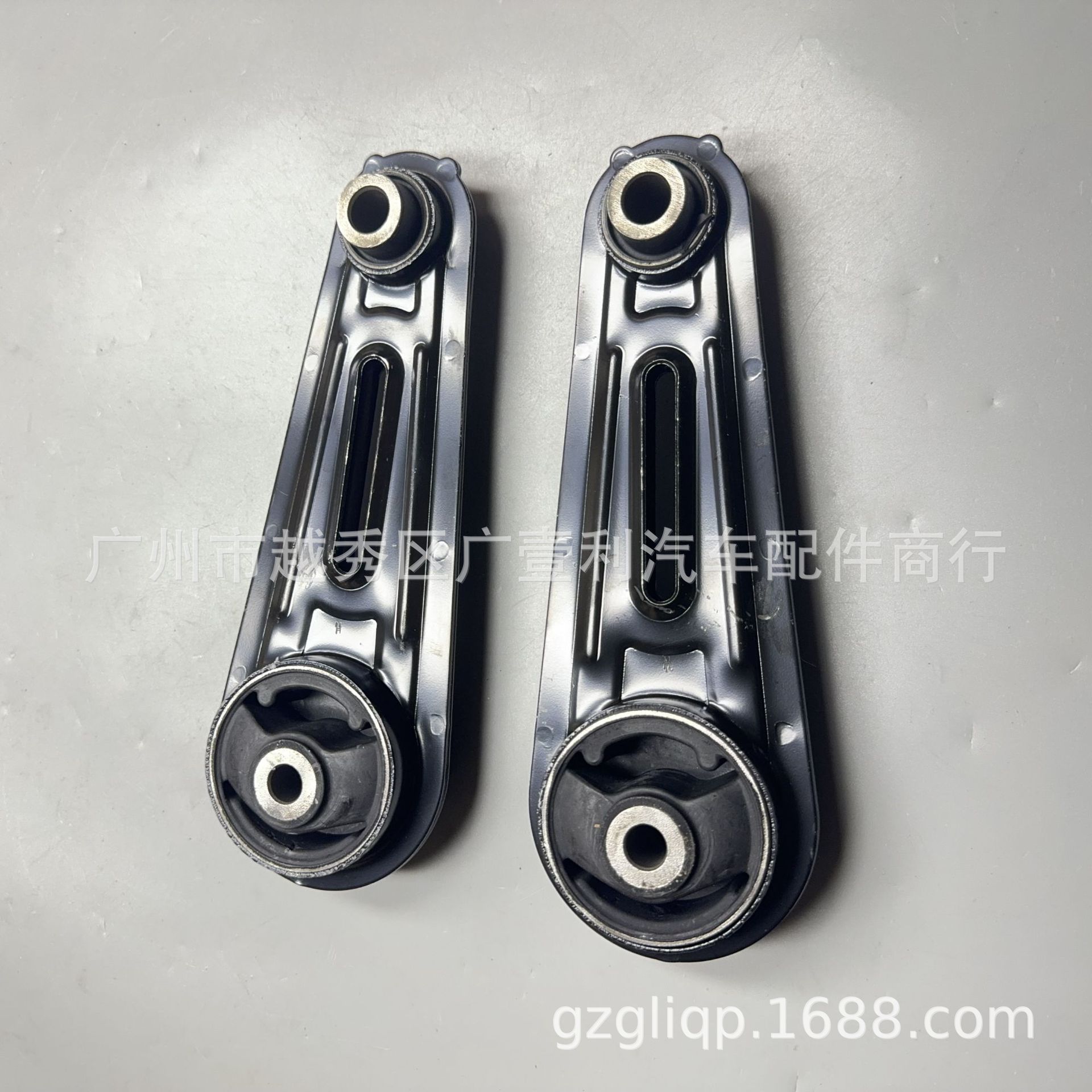 Applicable to 11360-JE20B 11360-JD000 T31 J10 engine rear machine foot glue