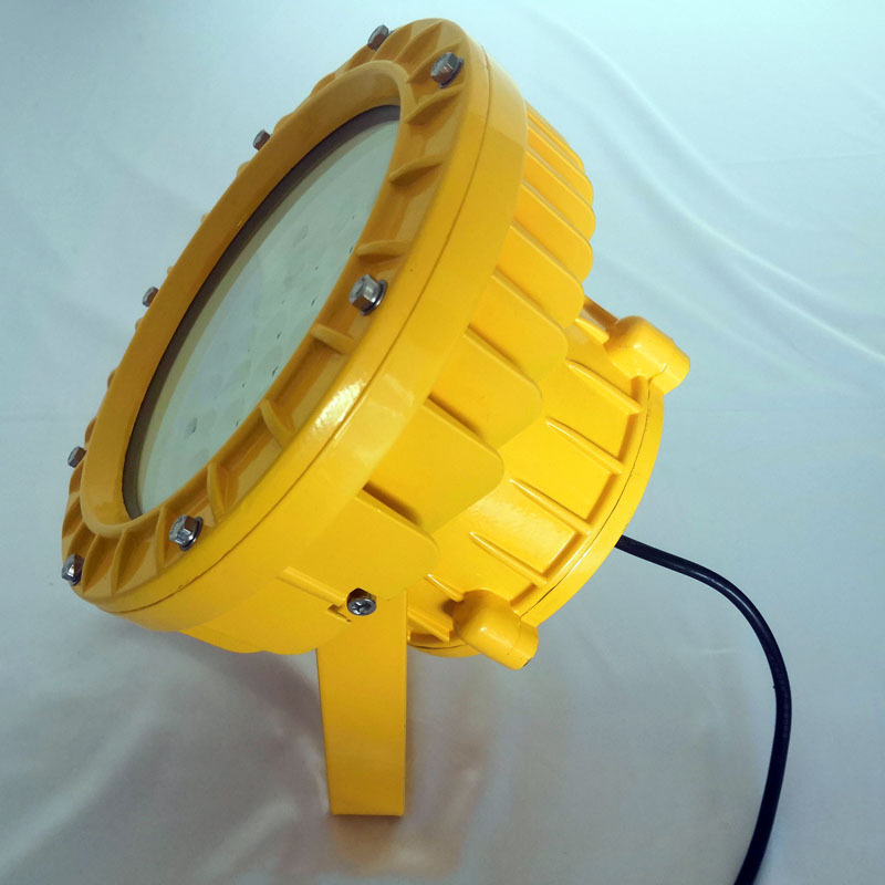 MWC����LED���˵Ʋ�ɳ��50W������װˮ�೧100W���۳�Ӧ����