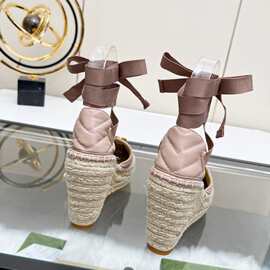 外贸2025新款夏季绑带法式渔夫包头中空鞋子凉鞋女高跟坡跟草编鞋