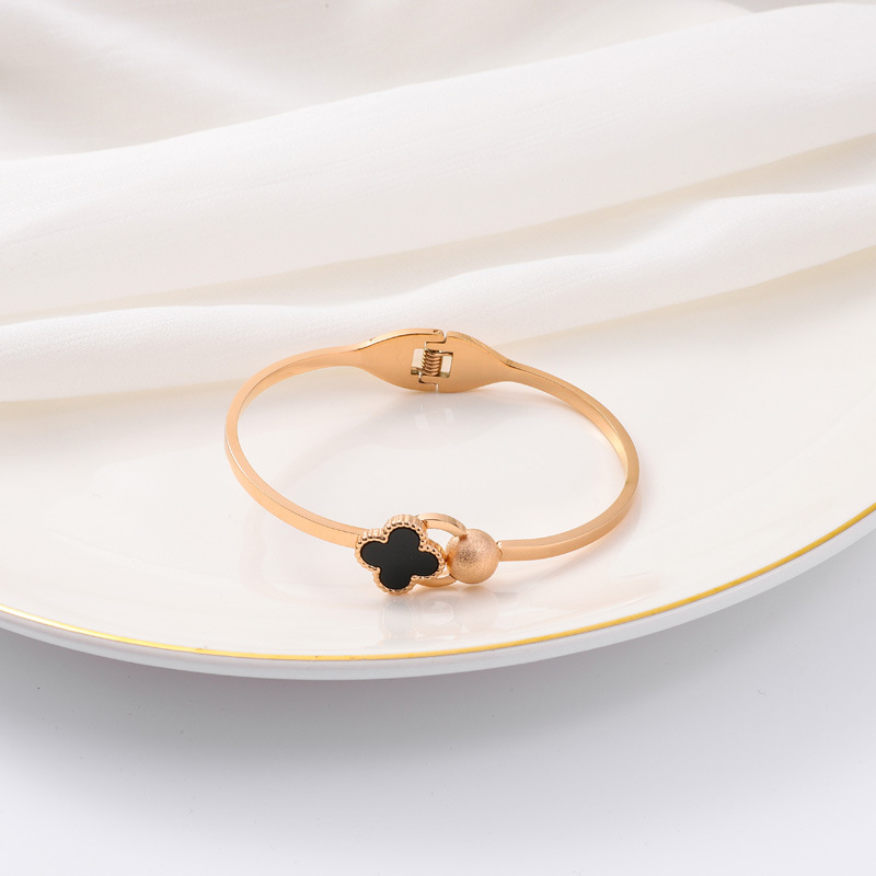 Pulsera de titanio y acero para mujer, diseño moderno y sencillo, pulsera de lujo que no se desvanece, venta al por mayor en stock.