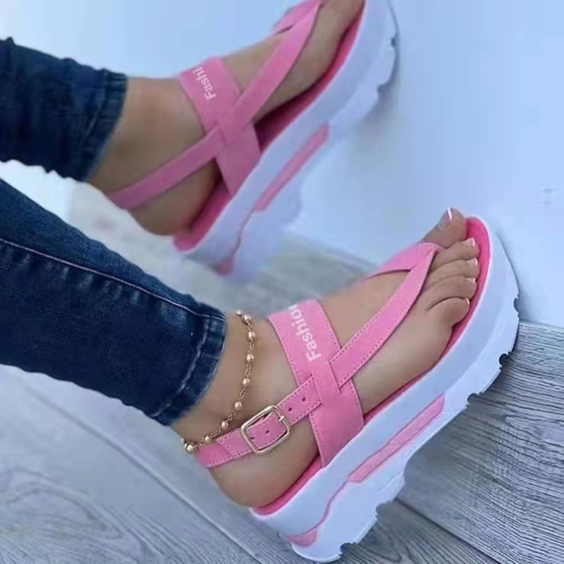 2024 Neue Sommer Große Clip-Toe Schnalle Römische Damen Sandalen Bequem Vielseitig_voghion.com