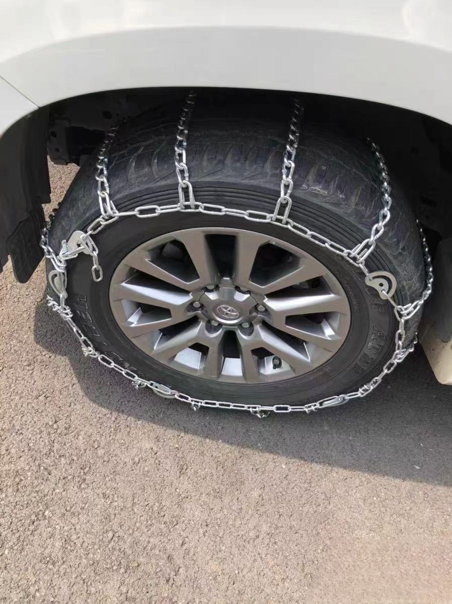 New Anti-Skid Chain for Cars, Pickups, Off-Road Universal Anti-Skid Chain, Winter Snow and Mud Emergency Escape Chain
