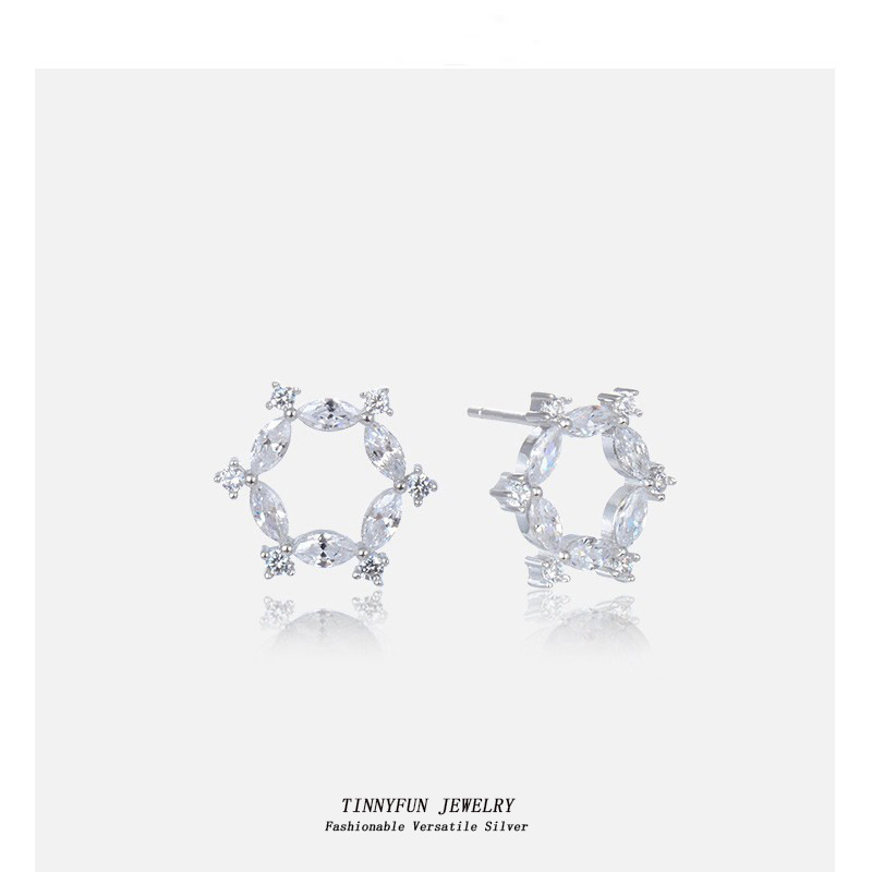 Nuevos productos transfronterizos simples pequeños pendientes frescos hexagramas coreanos s925 agujas de plata pernos de piedra de silicio mujeres al por mayor