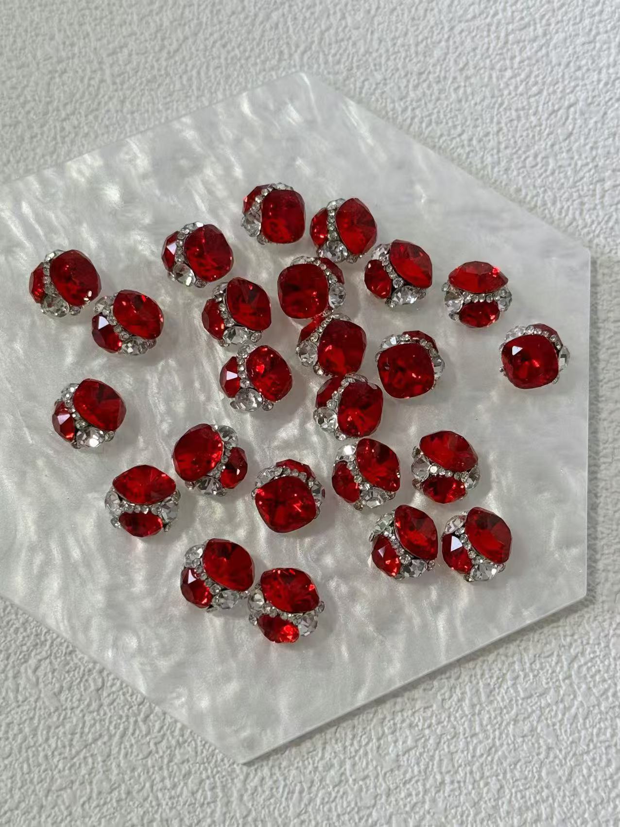 풀 다이아몬드 고품질 비료 큐브 [빅 레드]