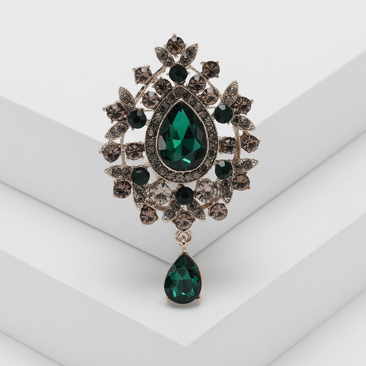 Pin Water Droplets Alloy Inlay Glass Women's Brooches display picture 3