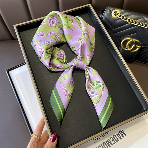 Spring and Autumn French Romantic Retro Purple Anemone Summer Silk Twill 70 Square Scarf for Professional Women