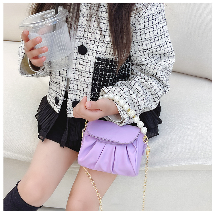 Girl'S Small Pu Leather Solid Color Cute Pearls Square Magnetic Buckle Crossbody Bag display picture 2
