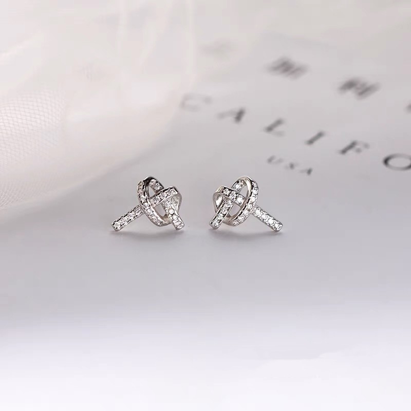 6g Weight Zircon Inlay Material Ear Studs Classification 1 Pair Quantity Daily, Street Occasion 925 Sterling Silver Material Heart Shape, Knot Pattern Women's Gender Plating, Inlay Design Simple Style, Shiny Style 1 Pair 925 Sterling Silver Zircon Heart Shape Knot Ear Studs 8