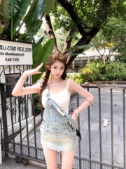 甜酷辣妹少女浅蓝牛仔背带裙女2025新款秋季减龄小个子连衣裙裙裤