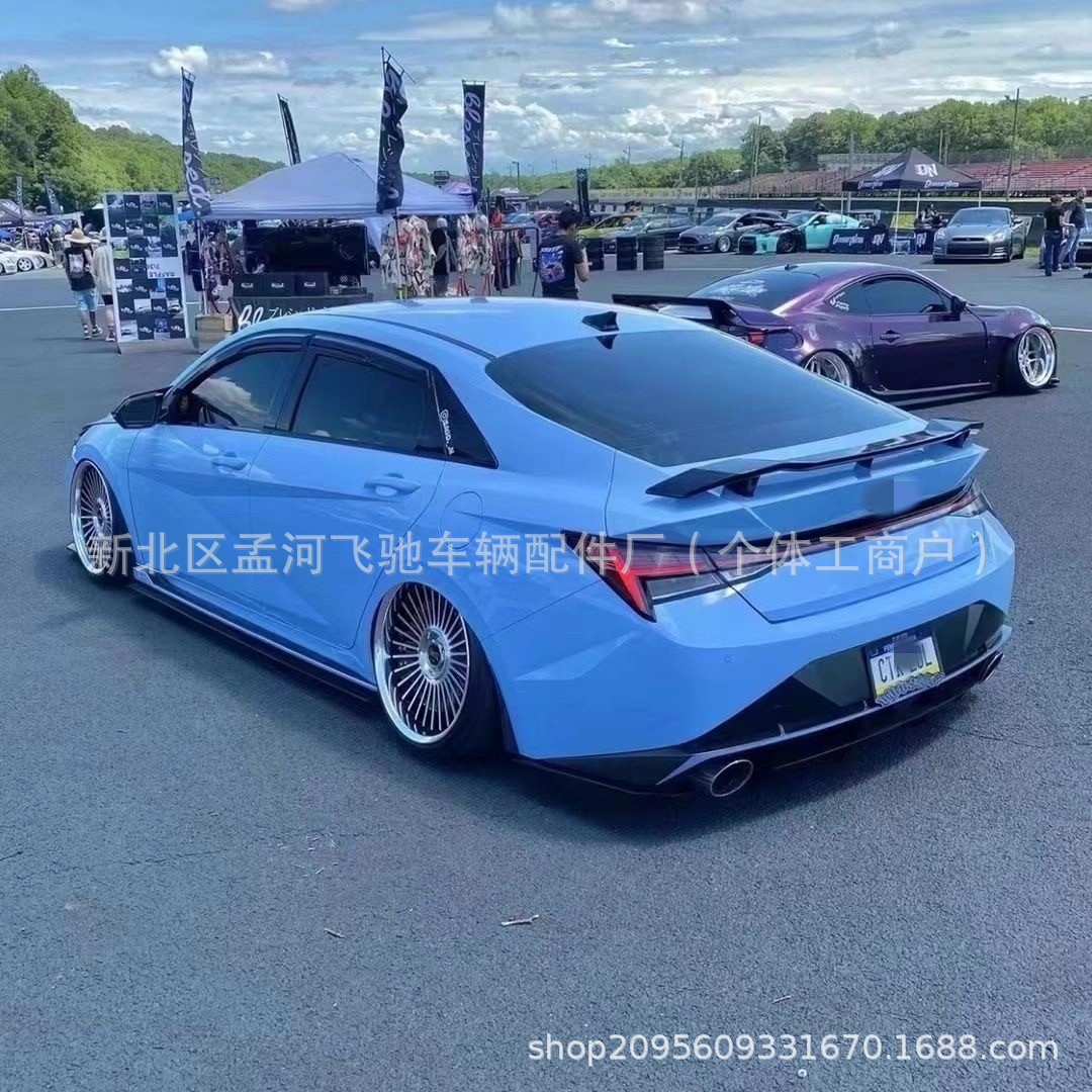 New Hot-Selling Universal Car No-Drill Rear Wing for Hatchbacks and Sedans, Gt Carbon Fiber Color Aircraft-Style Rear Wing Spoiler