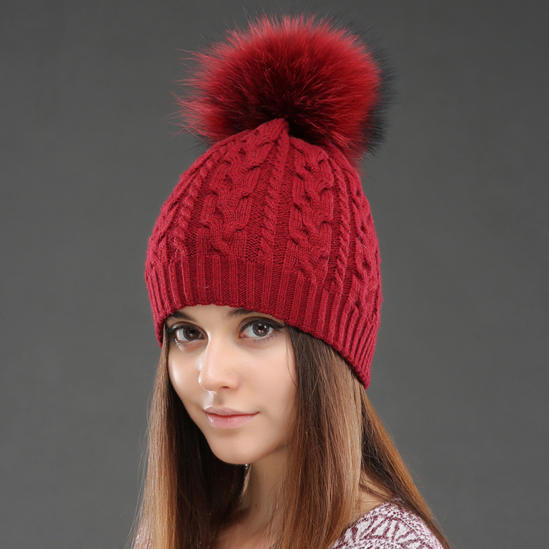 Women's Casual Simple Style Solid Color Eaveless Wool Cap display picture 3