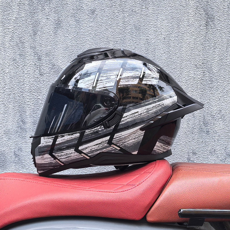 Casco integral transfronterizo DOT de la versión mejorada de LVS con doble lente para hombres, casco de seguridad universal para todas las estaciones para motociclistas femeninas, casco de motocicleta con doble lente.