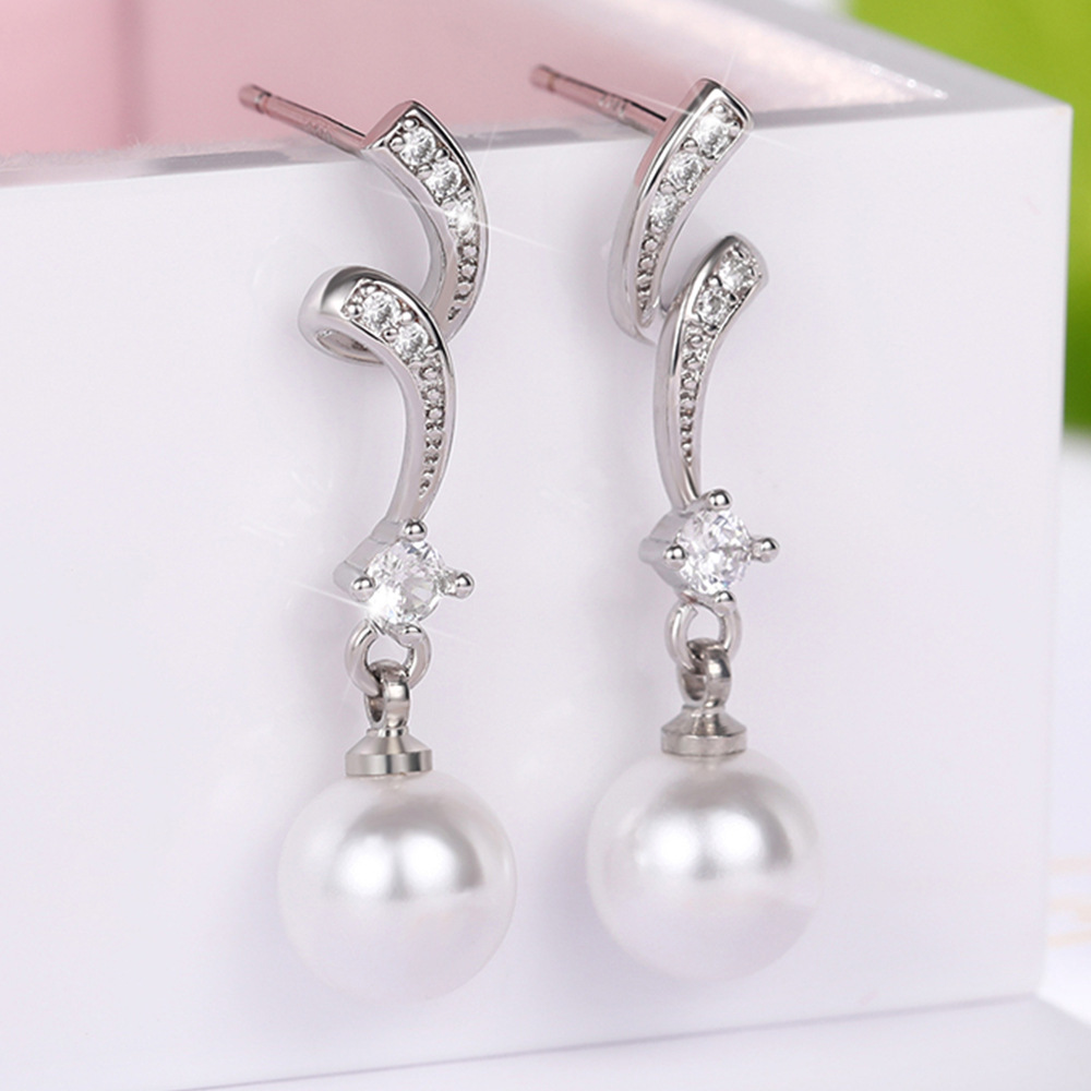 Cao Shi Synthetic Mother Shell Pearl Earrings Elegant and Exquisite Wave Pattern Earrings for Women's Long and Simple Earrings_voghion.com