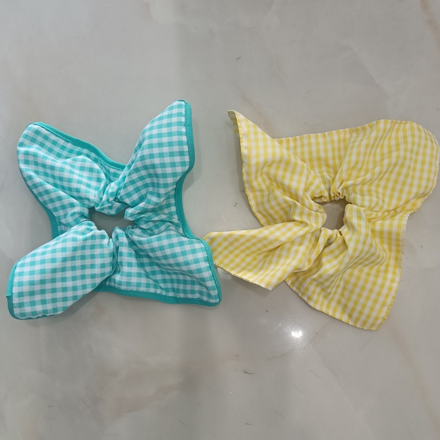Elastico per capelli a quadri con foulard, accessorio elegante_voghion.com