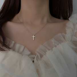 小巧简约光面十字架吊坠锁骨链女小众酷girl锁骨链项链外贸潮流