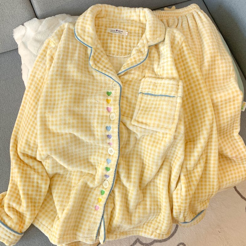 [autumn and winter style-flannel] embroidered yellow check heart (thick and velvet)