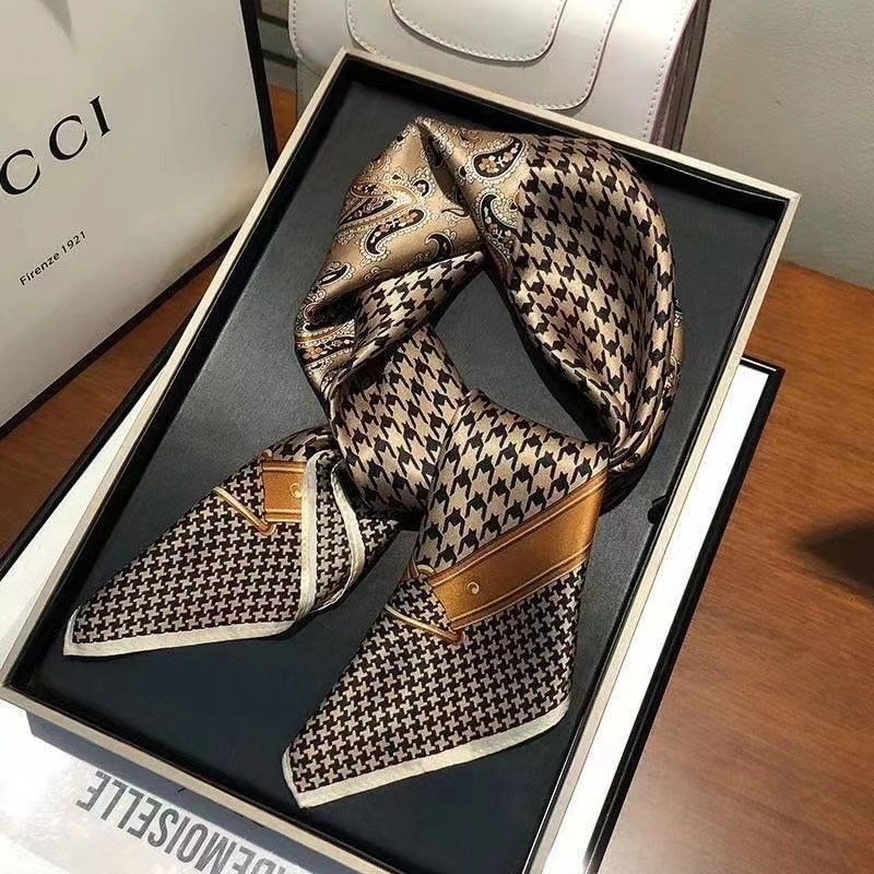 Verano nuevos productos de moda versátil delgado regalo bufandas de seda 70 bufandas cuadradas bufandas de seda bufandas decorativas bufandas bufandas para la madre al por mayor