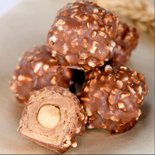 Russian imported Slavic milk cans filled with hazelnut chocolate New Year's goods happy candy snack snacks