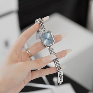 ���ךW�ֱ�Ů�p��С��ŮʿŮ��r��Ůʽ���С���P�߼��аٴ�Ů��