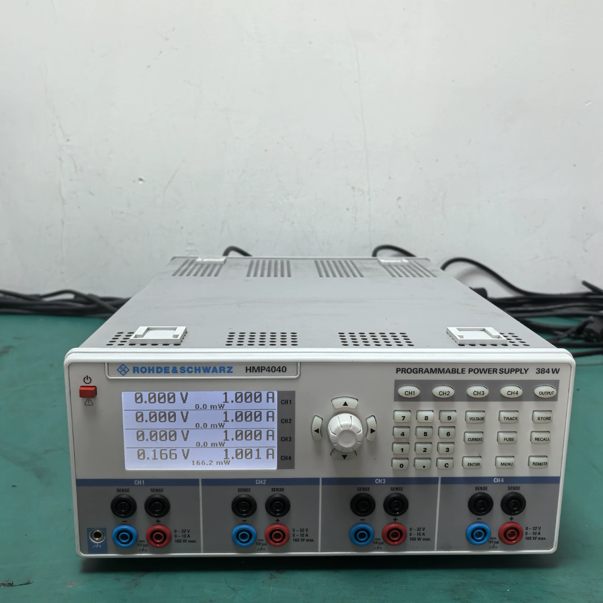 Блок питания Rohde & Schwarz R&S HMP серии стандартных хостов HMP4040 HMP2020