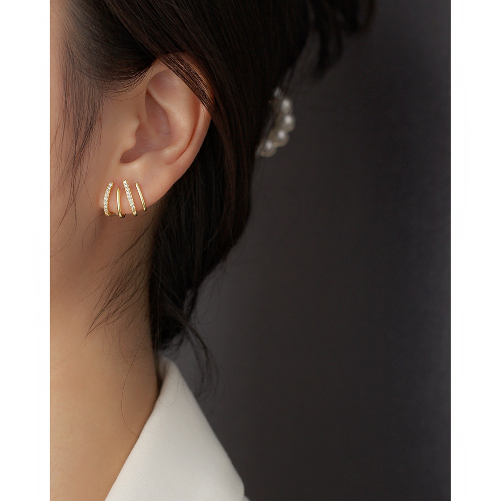5g Weight 0.03µm Gold Plating Thickness 925 Sterling Silver Rhinestones Geometric Ear Studs