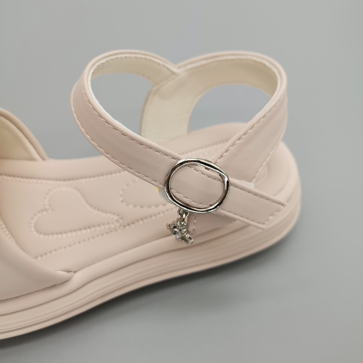 Princesa Ye Lin Xia Explosion 2025 Retro Mujer Tesoro 1-3-5 años Zapatos casuales a través de la red Zapatos de princesa de tendón de res antideslizante