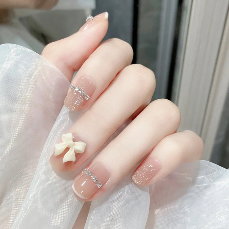 Gentle Nude Short High-end Removable Glitter Strip Diamond Bow Nail Art Dressing False Nail Ice Nail Pieces