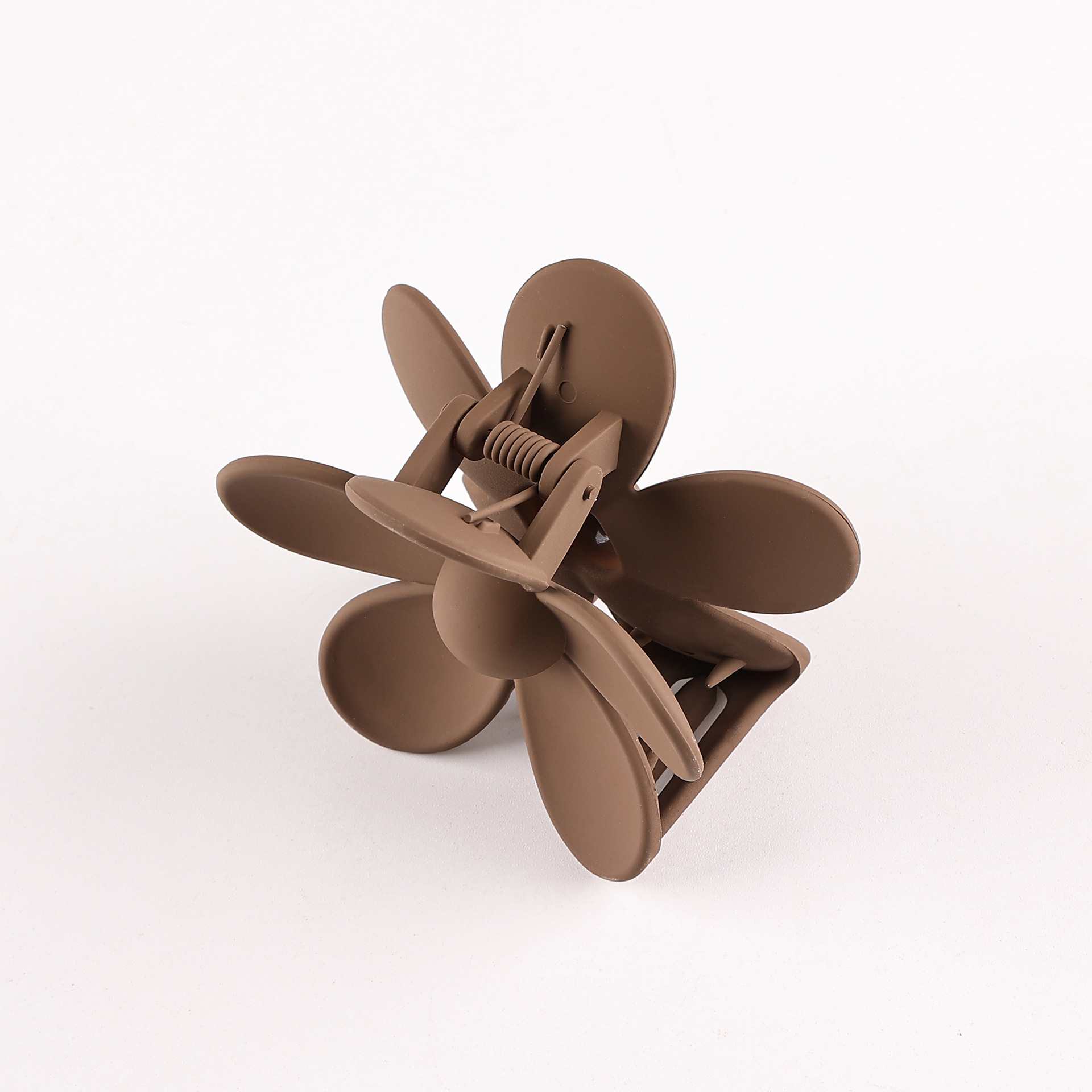 65g Weight Hair Claws Hair Accessories Type 1 Piece Quantity Holiday, Daily Occasion Plastic Material Plumeria Pattern All Seasons Season Women's Gender Plating Design Simple Style Style Simple Style Women's Plumeria Plastic Plating Hair Claws 1