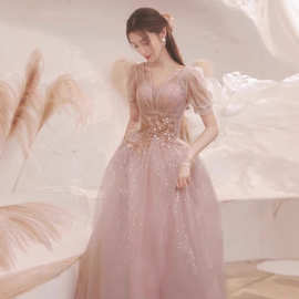 晚礼服女2026秋季新款宴会仙气轻奢小众气质主持人粉色艺考礼服