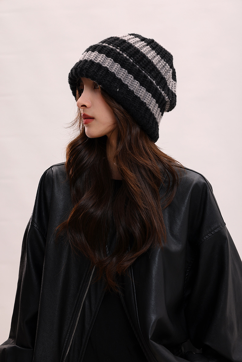 Cappello a sacco con viso a righe grande circonferenza della testa cappello di lana per le donne in autunno e inverno, viso piccolo, caldo lavorato a maglia freddo_voghion.com