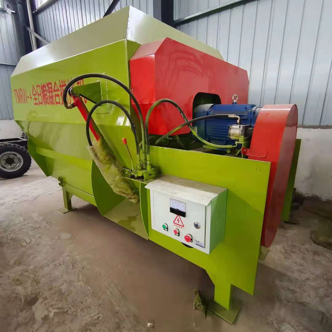 卧式TMR搅拌机 牧区饲料搅拌机 养殖场饲料粉碎搅拌机