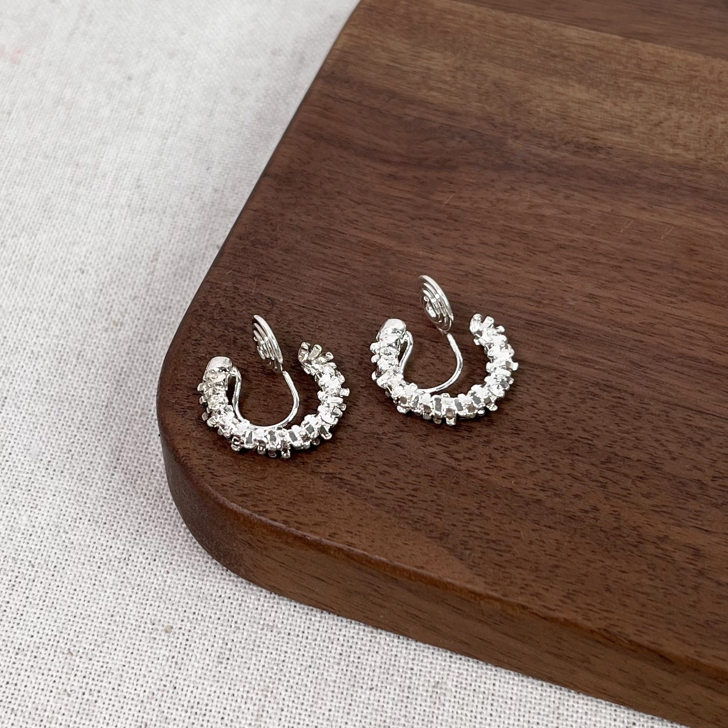 29# silver broken silver earring clip