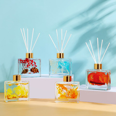 Floating flower essential oil diffuser, 100ml square bottle, long-lasting light fragrance, tabletop style, women's flameless essential oil diffuser, factory wholesale