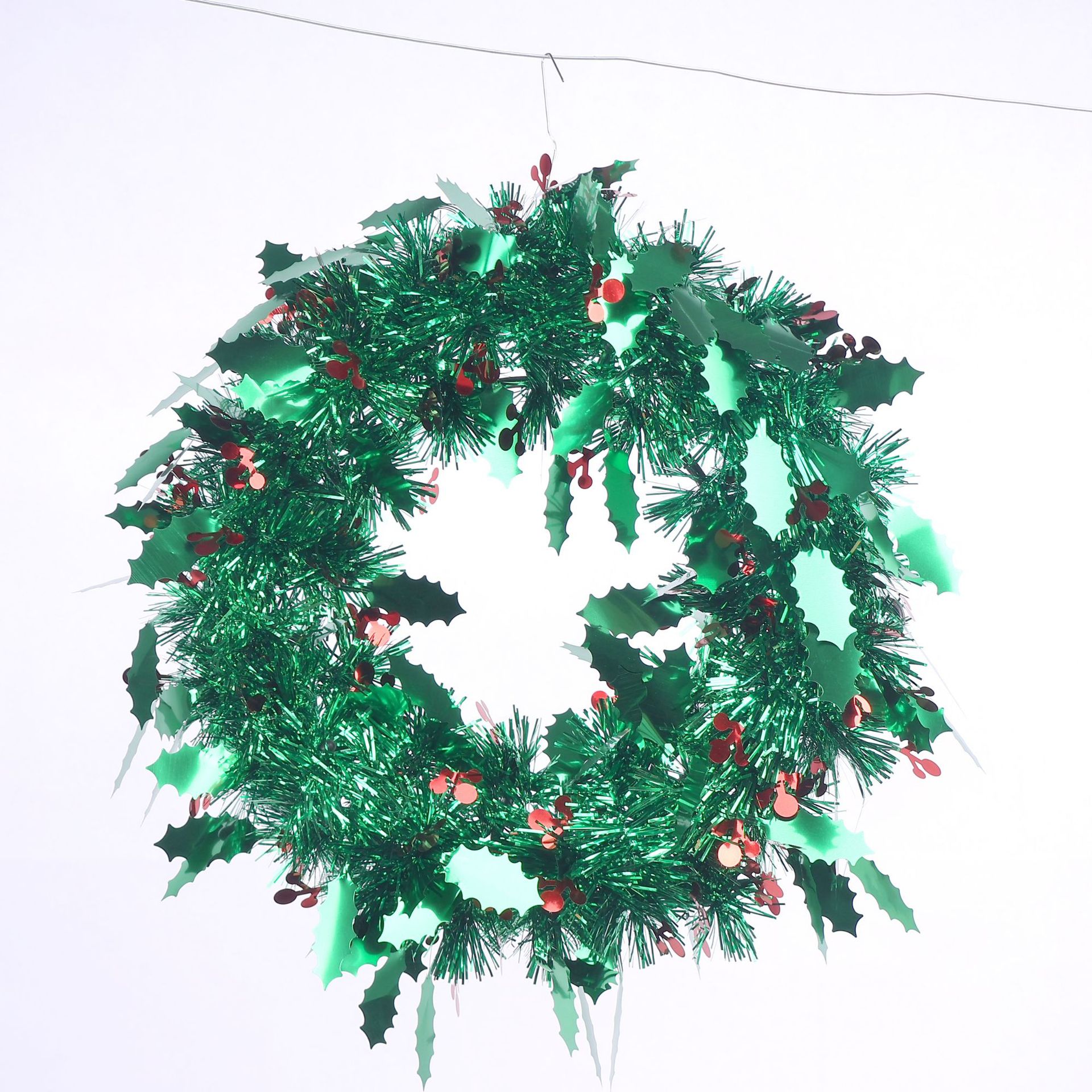 Torre de Navidad Decoración de árbol de Navidad Fruta roja Hoja verde Corona de Navidad Corona de borde blanco Escena de Navidad Decoración de tela