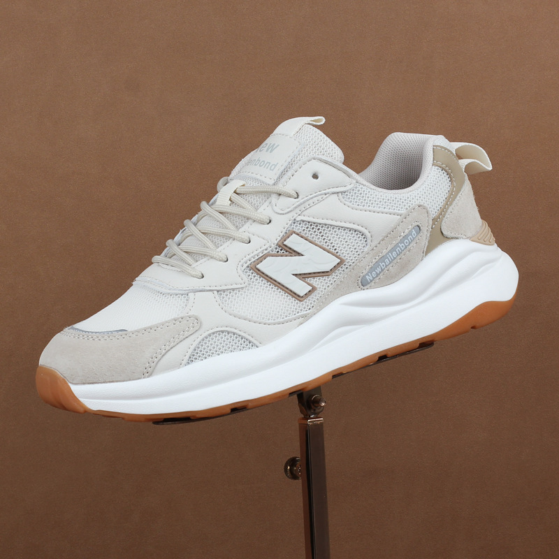 男女同款跑步鞋透氣網面休閒鞋韓版軟底旅遊鞋輕便潮鞋男款字母鞋