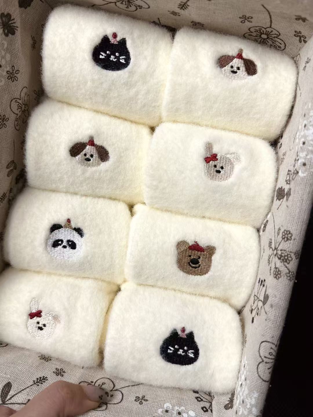 Pareja de invierno forrada de lana engrosada a prueba de frío Toalla de mujer caliente inferior Terry calcetines Zhuji suministro de fábrica al por mayor calcetines de hombre